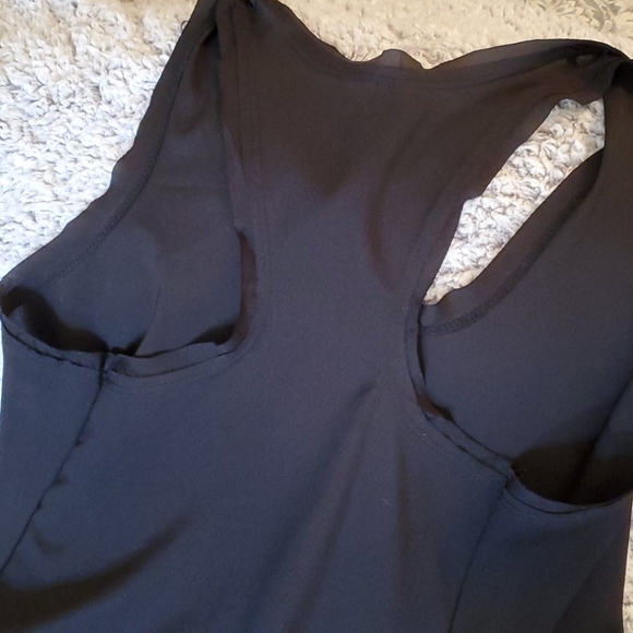 Top - Picture 3 of 4